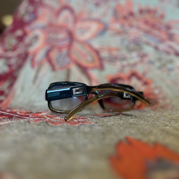 Vintage Gucci Sunglasses - Picture 6 of 7